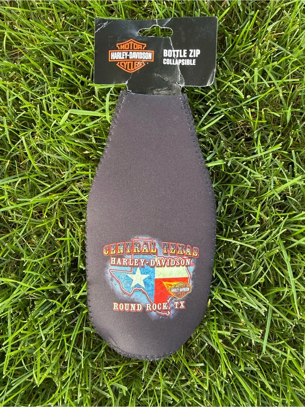 Harley-Davidson Black Bottle Zip Cooler with Texas Flag Graphics